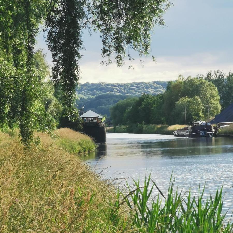 مبيت وإفطار Thourotte Bateau Entre Lille Et Paris المظهر الخارجي الصورة
